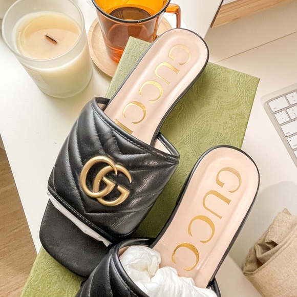 Gucci Antique double G Jolie Slide Sandal - Picture 3 of 9